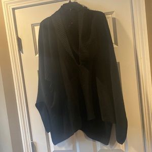 H&M black sweater pullover